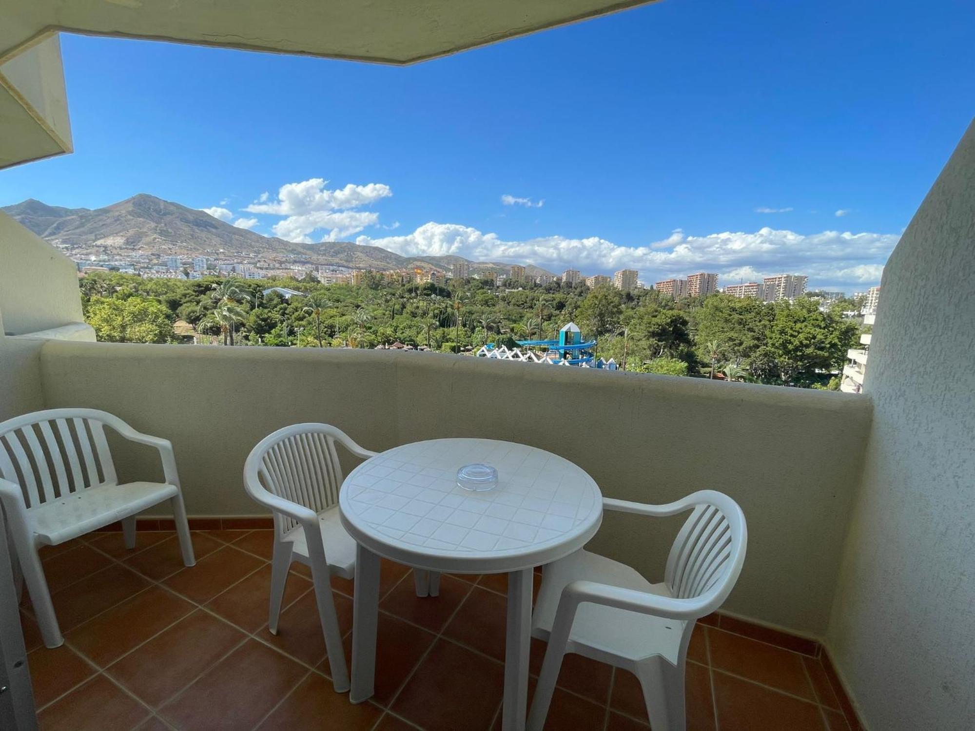Apartamentos Magic Benalbeach By Benalnova Benalmádena Εξωτερικό φωτογραφία
